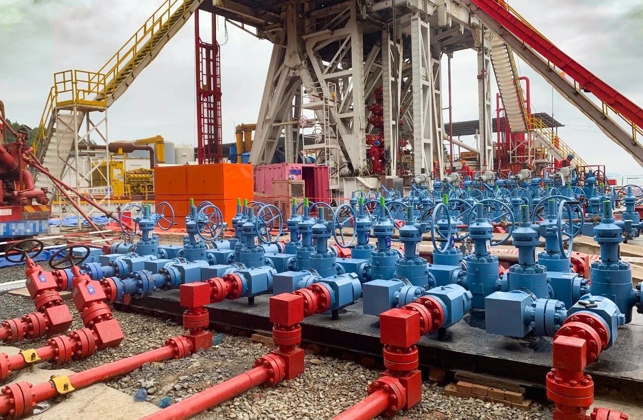 国内首台套 ca88全自动碳纤维检测 设备成功交付(图3)