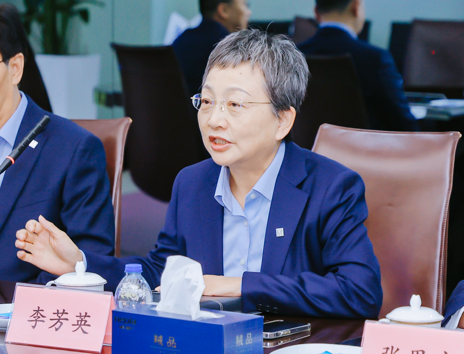 中国石化领导刘会友、张建阔一行莅临ca88参观考察(图2)