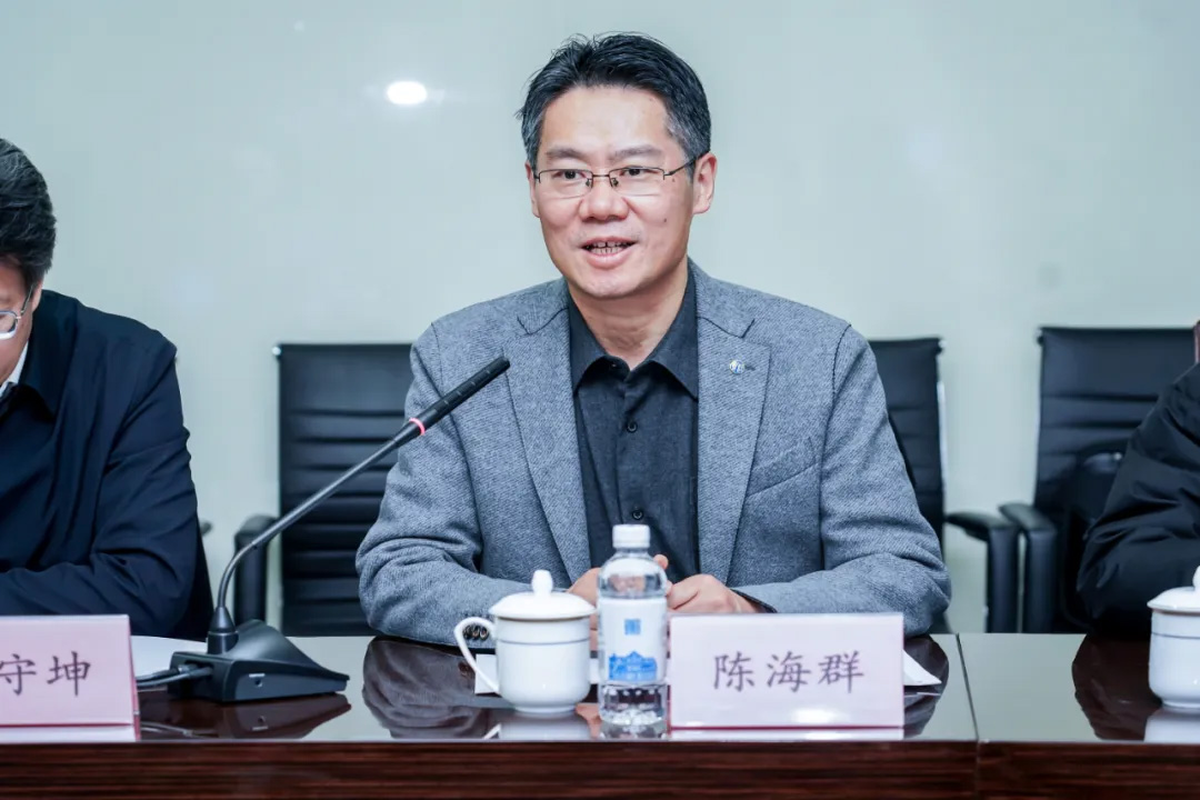 常州大学徐守坤书记、陈海群校长一行莅临ca88参观考察(图4)