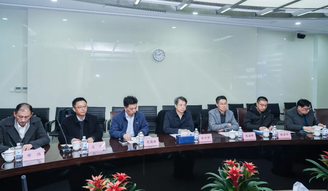 常州大学徐守坤书记、陈海群校长一行莅临ca88参观考察(图5)